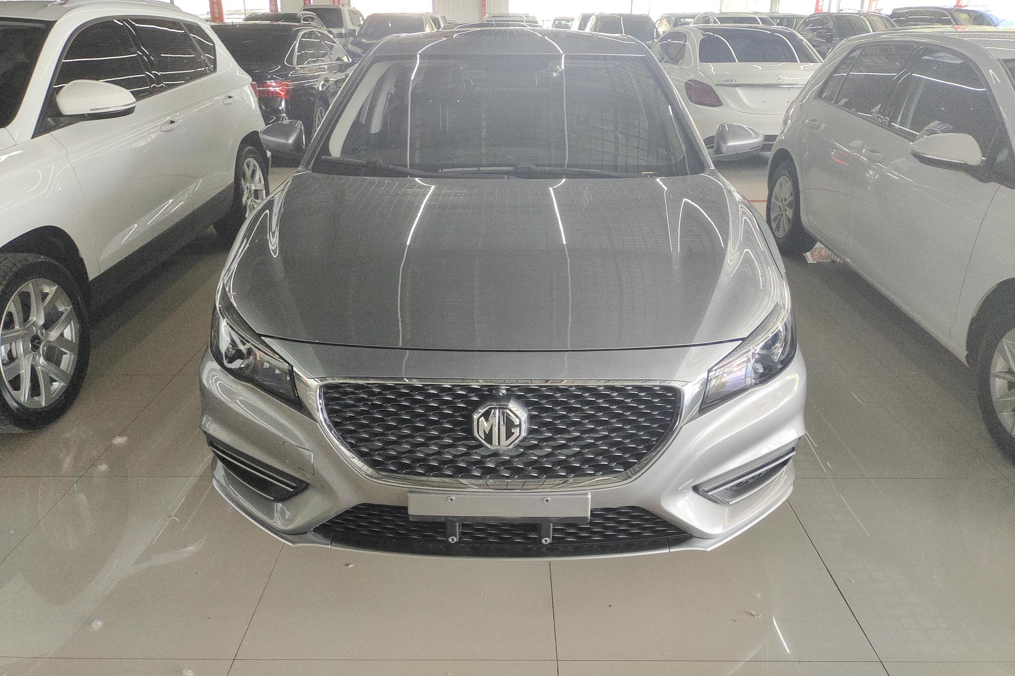 MG 6 2018 20T MT Luxury Smart Connect VI