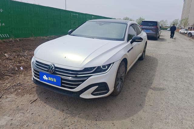 Volkswagen CC 2022 Белый из Китая