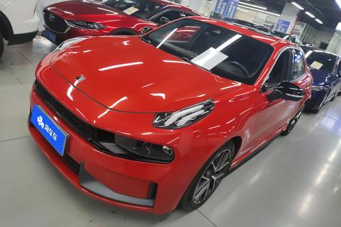 Lynk & Co 03