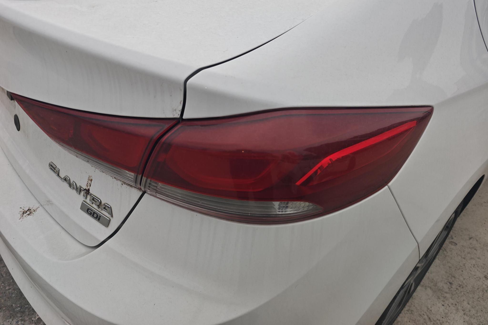 Hyundai Elantra 2016 1.6L AT Elite
