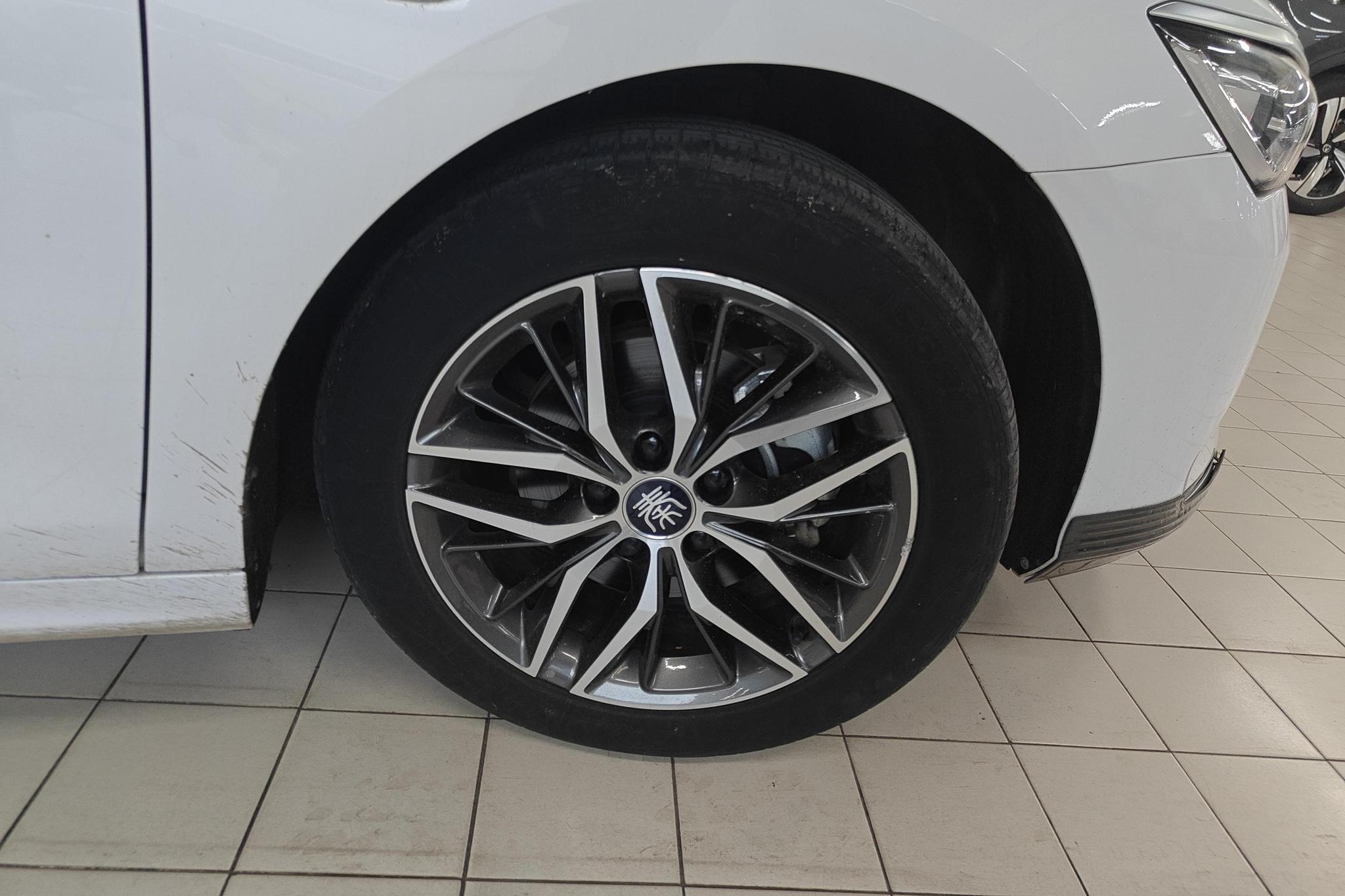 BYD Qin Plus DM-i PLUS DM 2021 DM-i 55KM Flagship