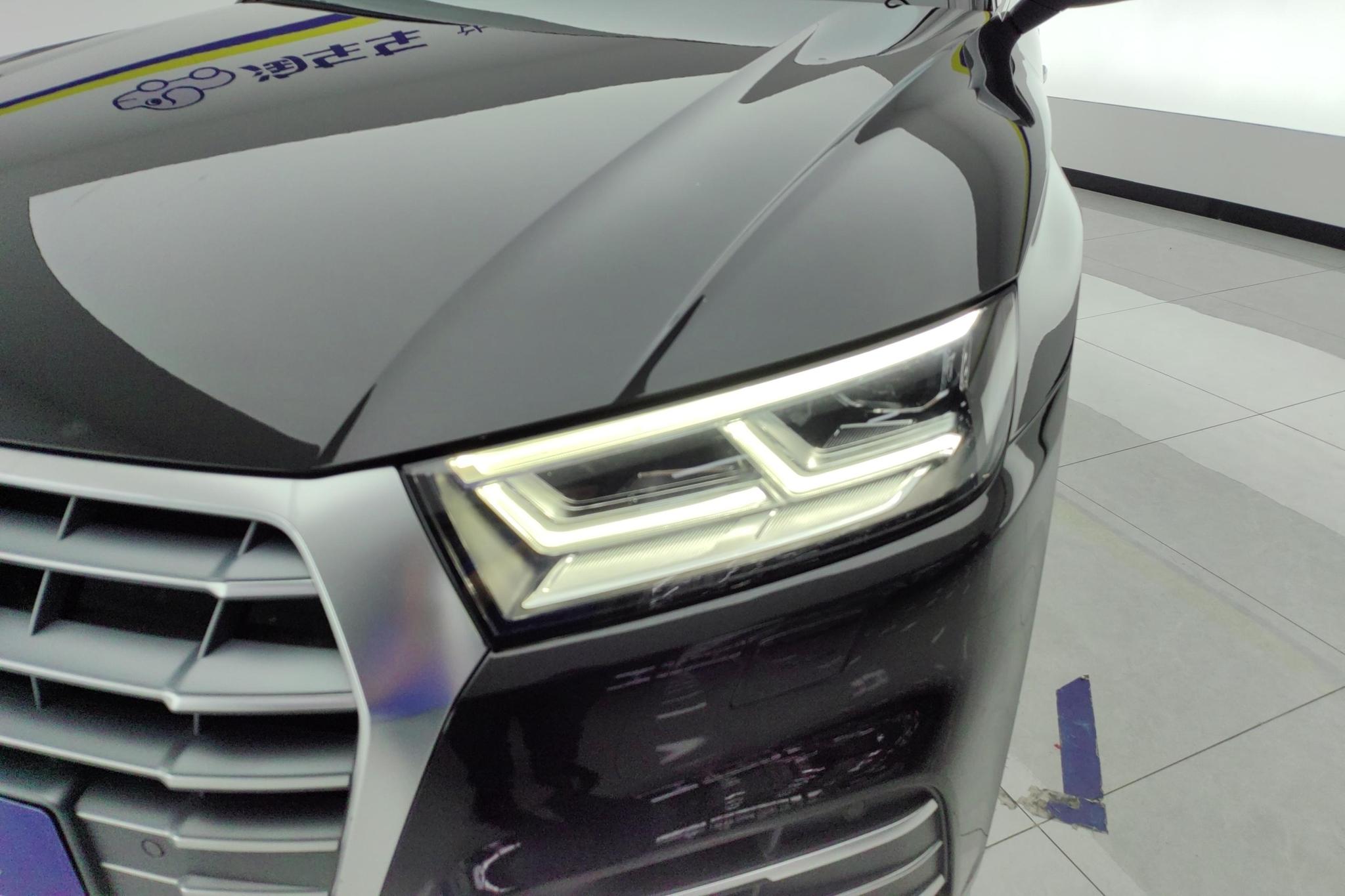 Audi Q5L 2018 45 TFSI Premium Fashion V
