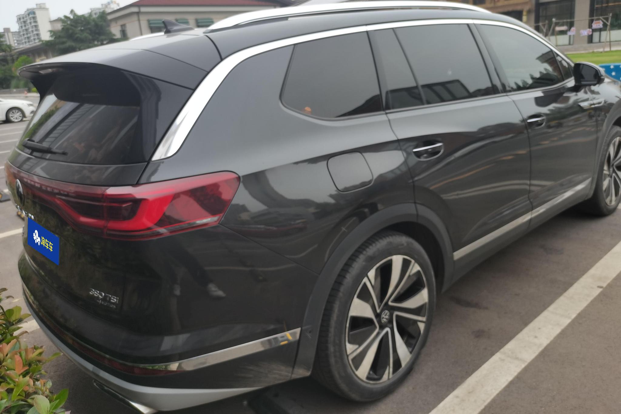 Volkswagen Viloran 2021 380TSI Flagship