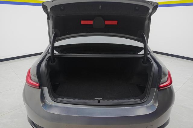 BMW i3 2022 e Drive 35 L — фото 17