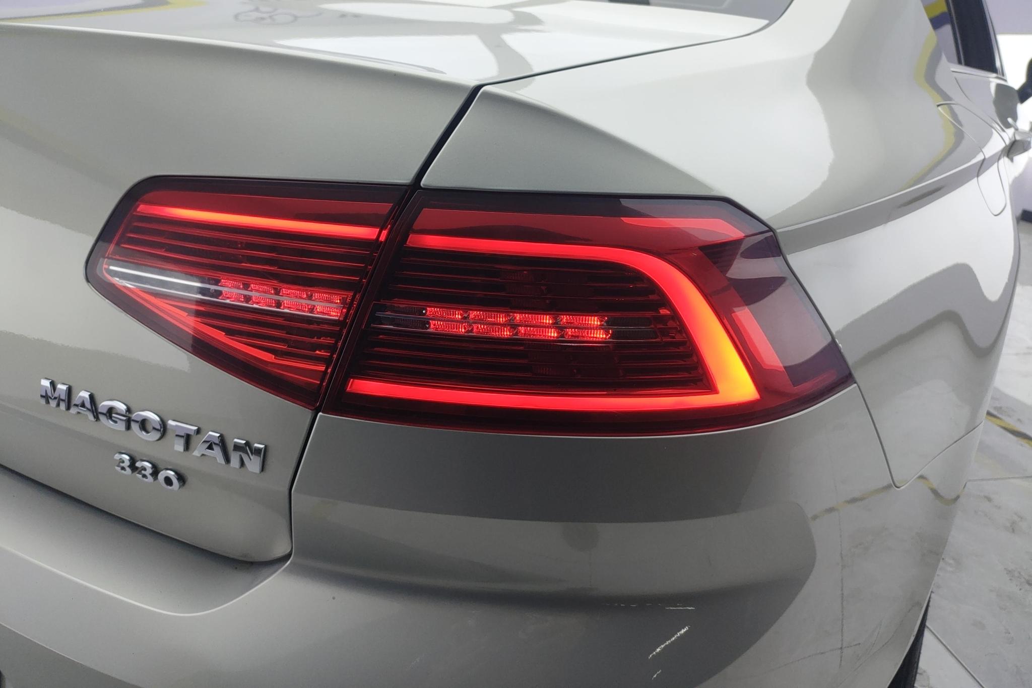 Volkswagen Magotan 2018 330TSI DSG Lead