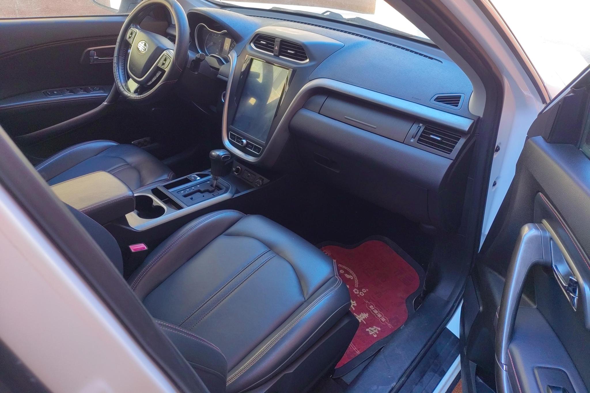Bestune X80 2018 Live 1.8T AT Luxury