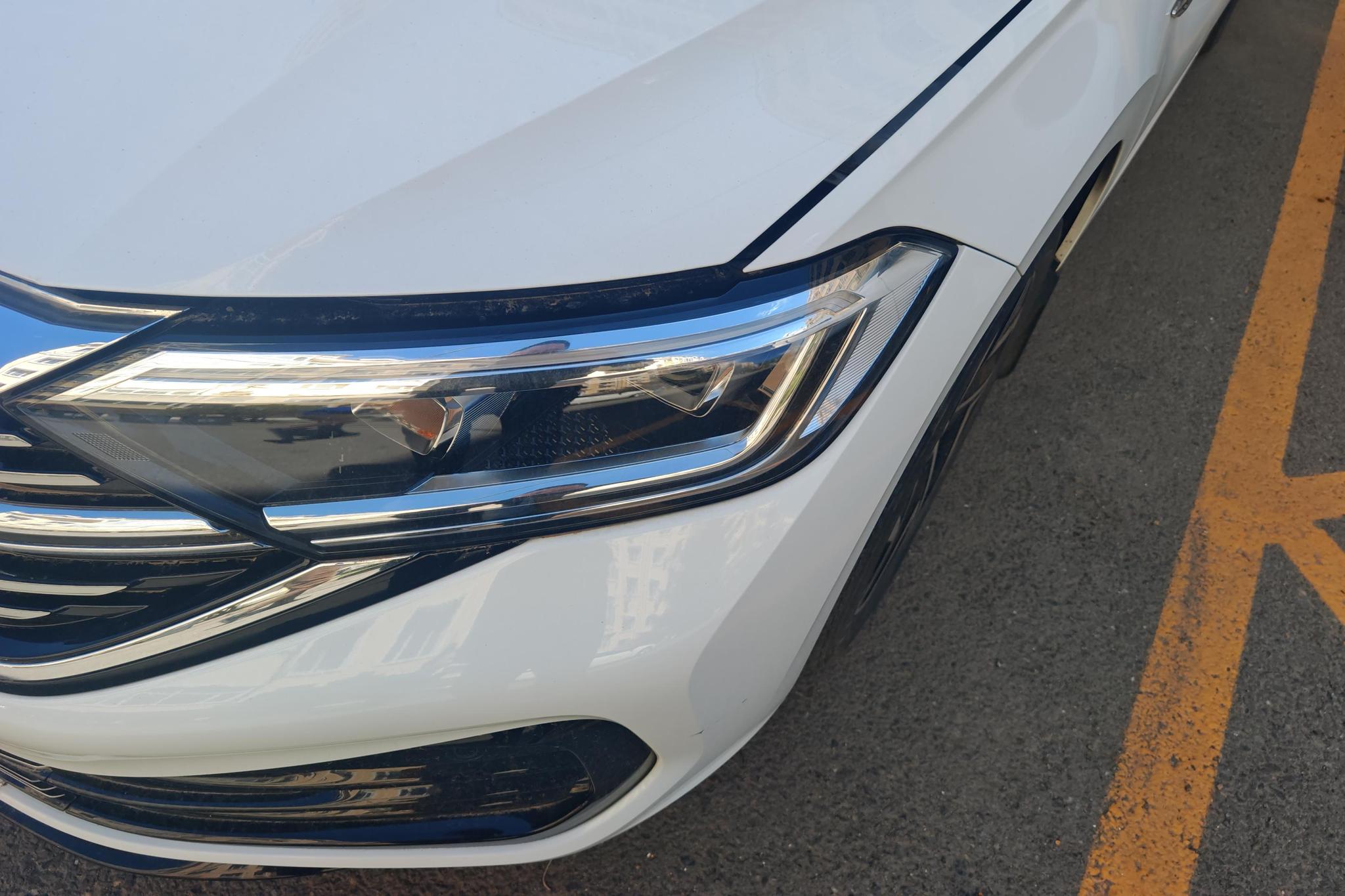 Volkswagen Sagitar 2023 300TSI DSG