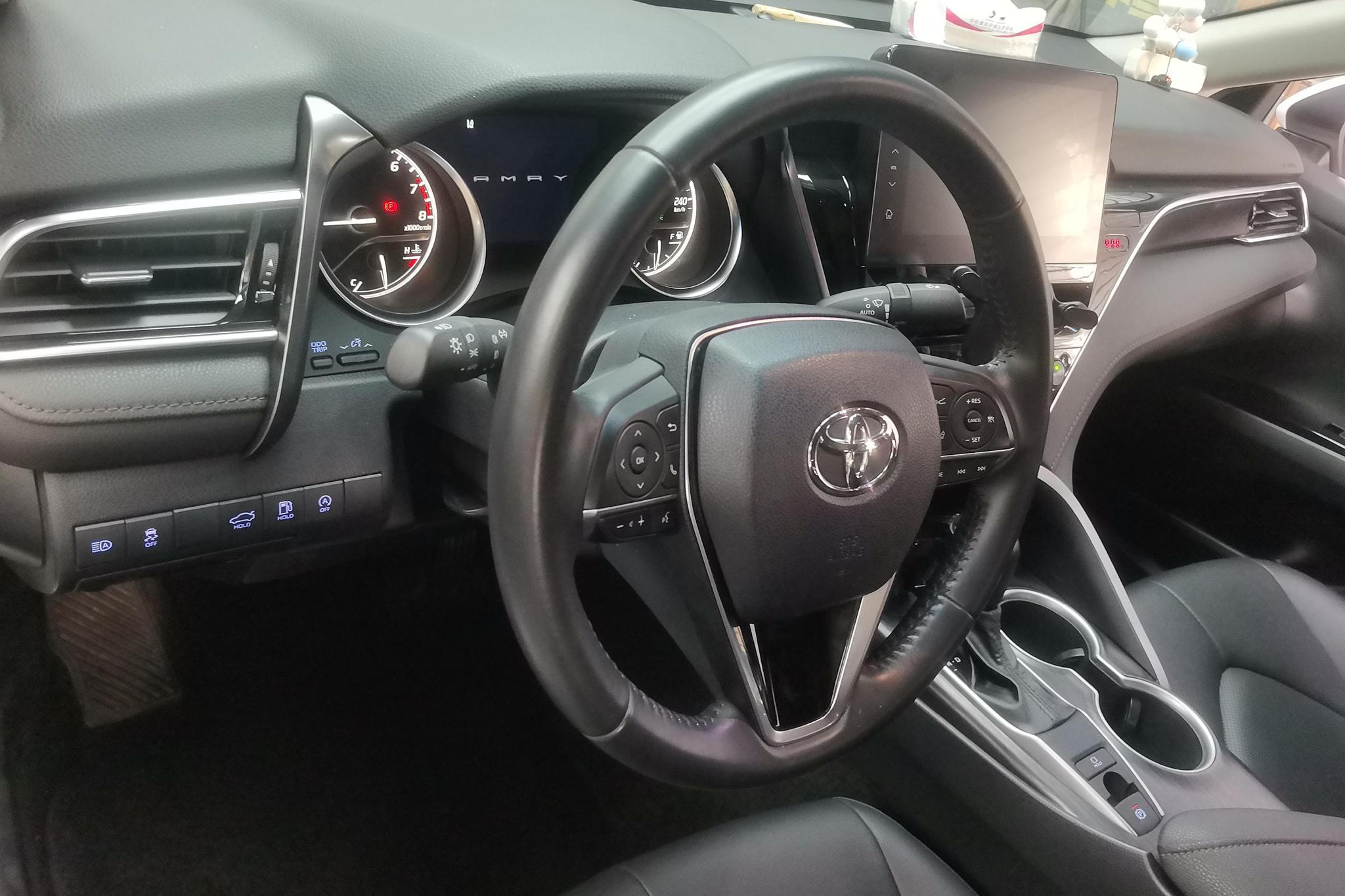 Toyota Camry 2023 Белый из Китая, фото 3