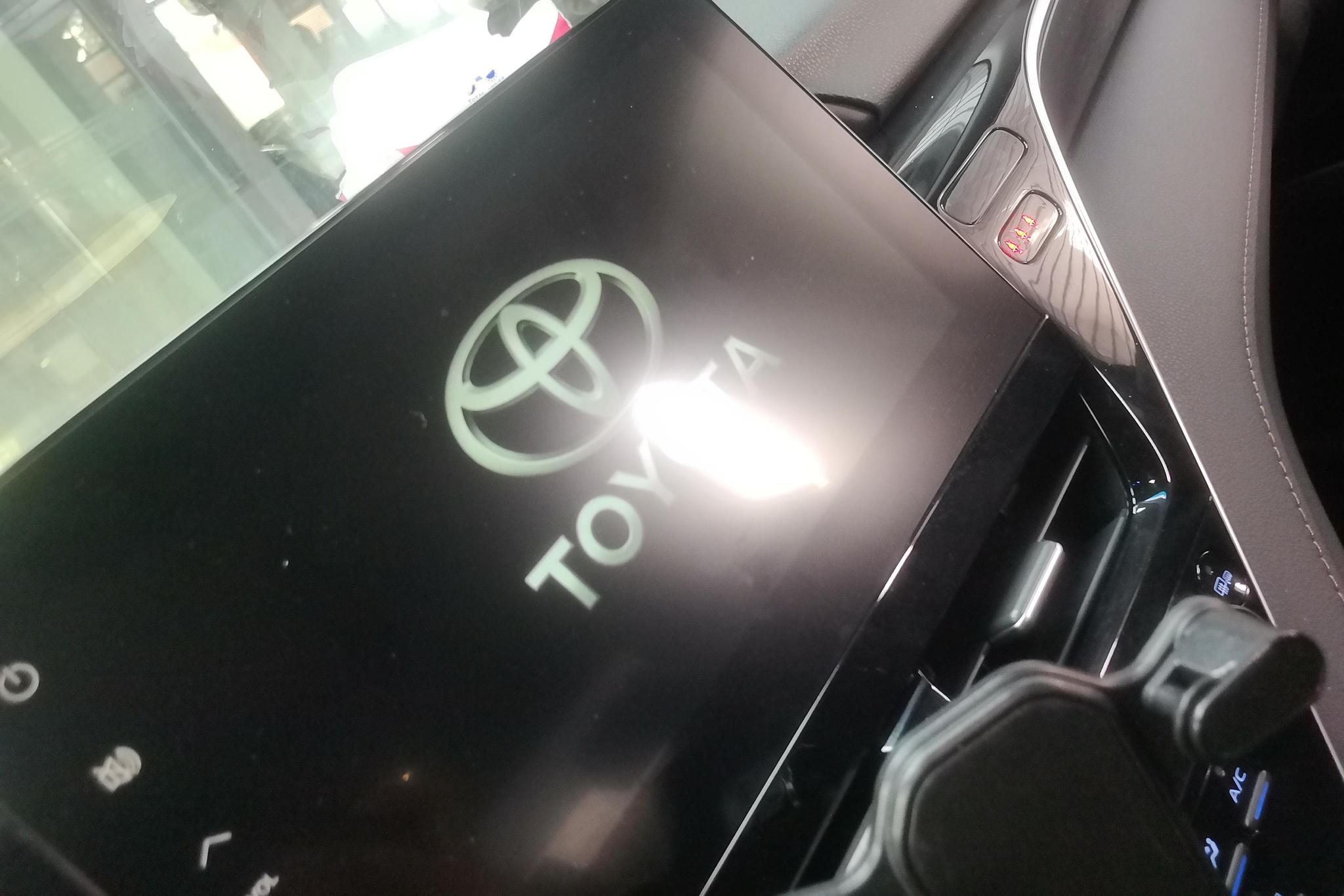 Toyota Camry id 4438054 из Китая 11