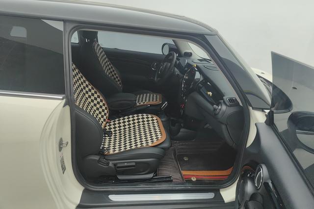 MINI Hatch — фото 10