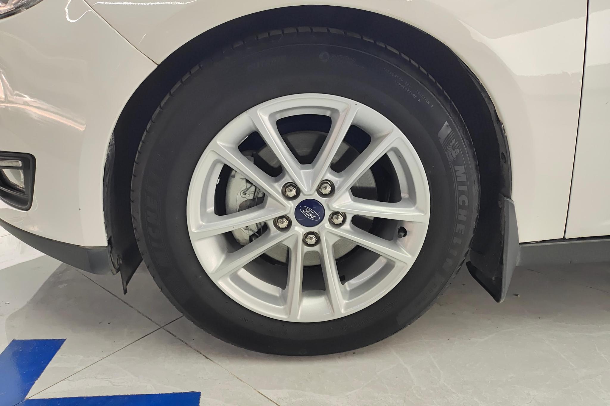 Ford Focus 2017 EcoBoost 125 AT