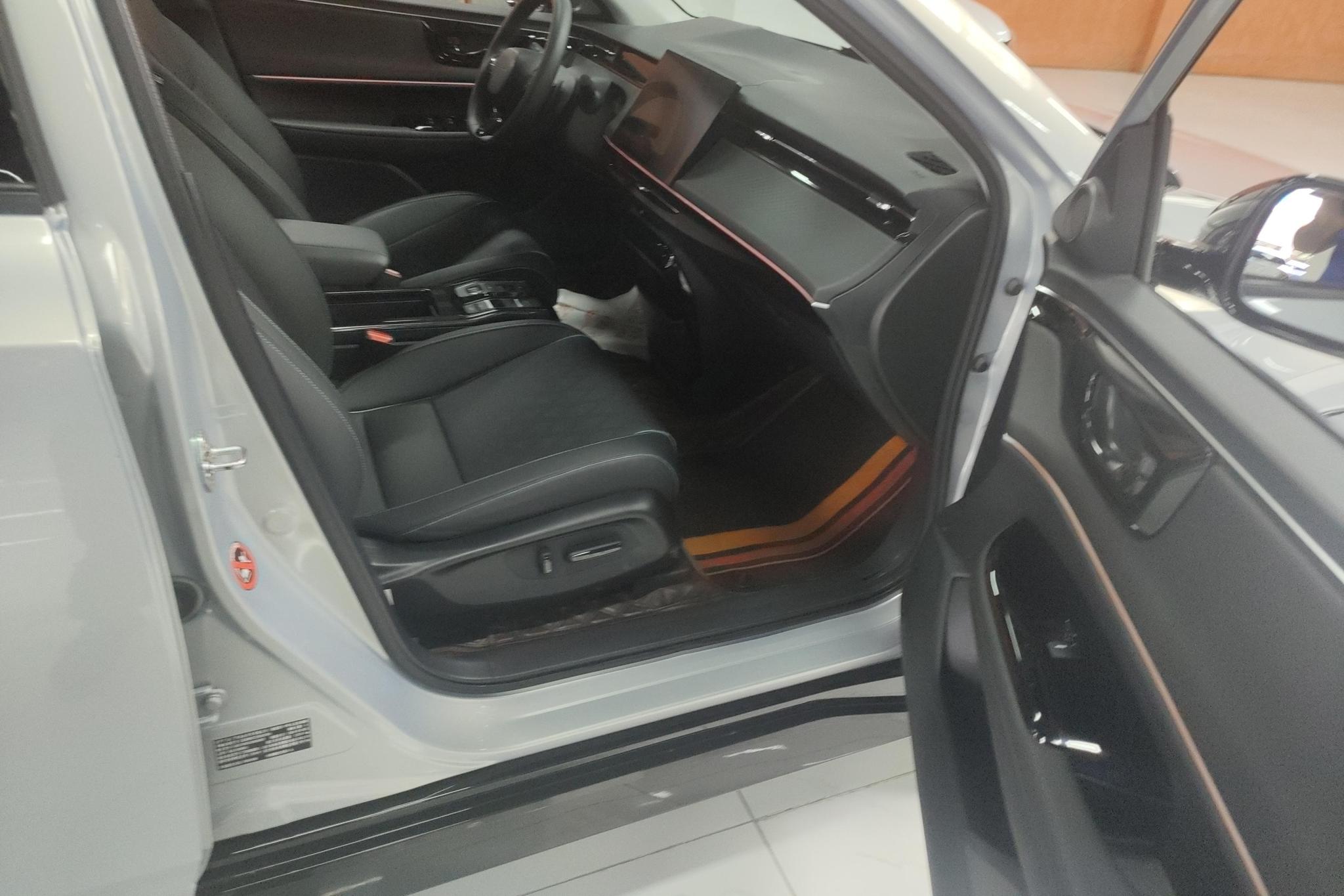 Honda e:NP2 2