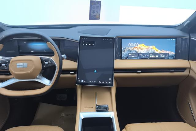 Geely Galaxy L7 2025 — фото 11