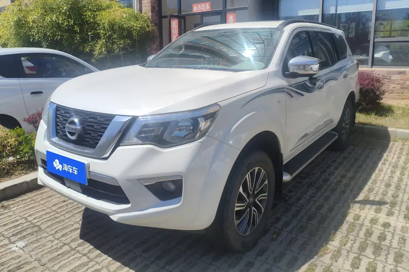 Nissan Terra 2.5 L MT 2 WD Advanced