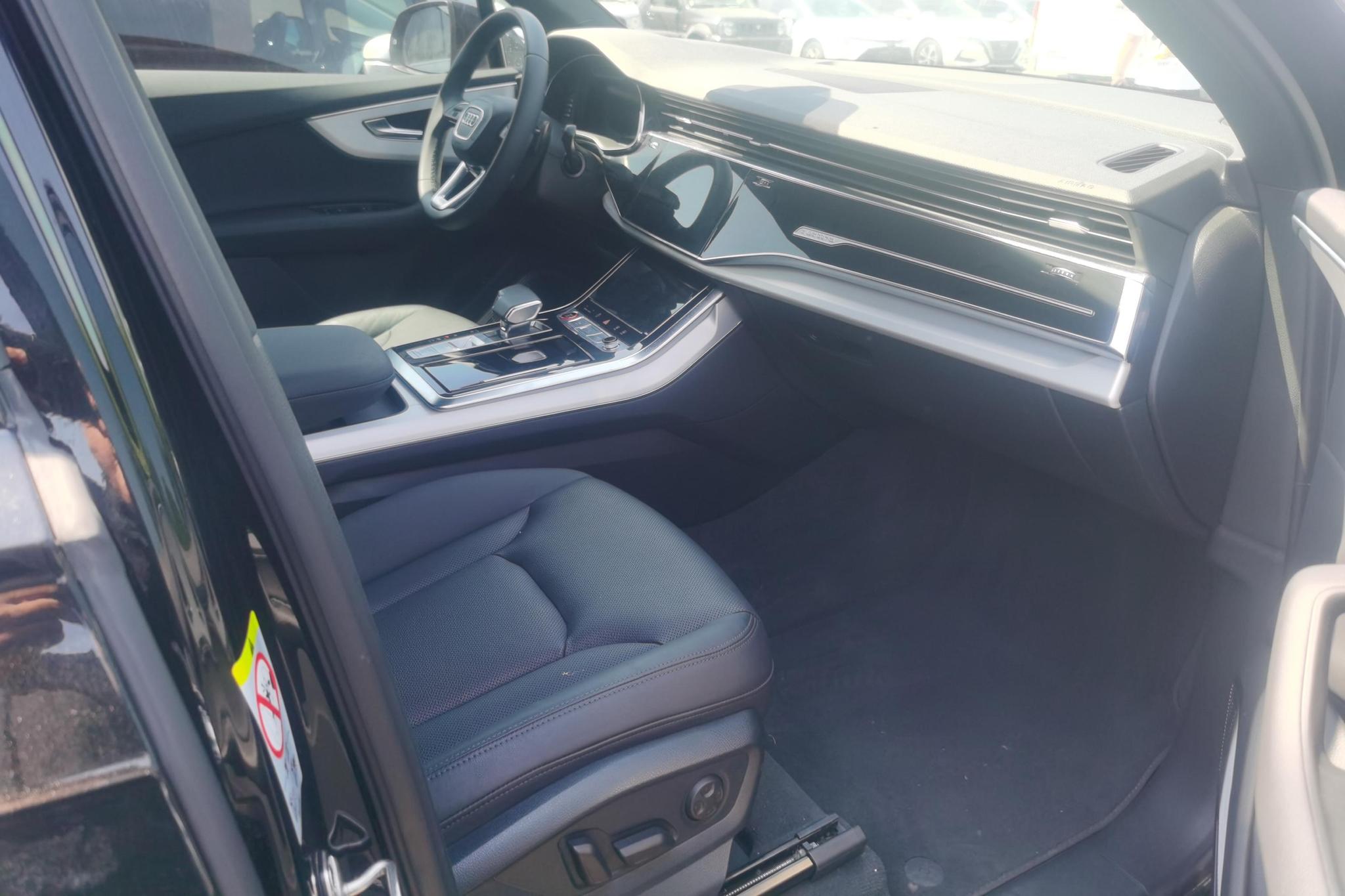 Audi Q7 2022 55 TFSI quattro S line Sport