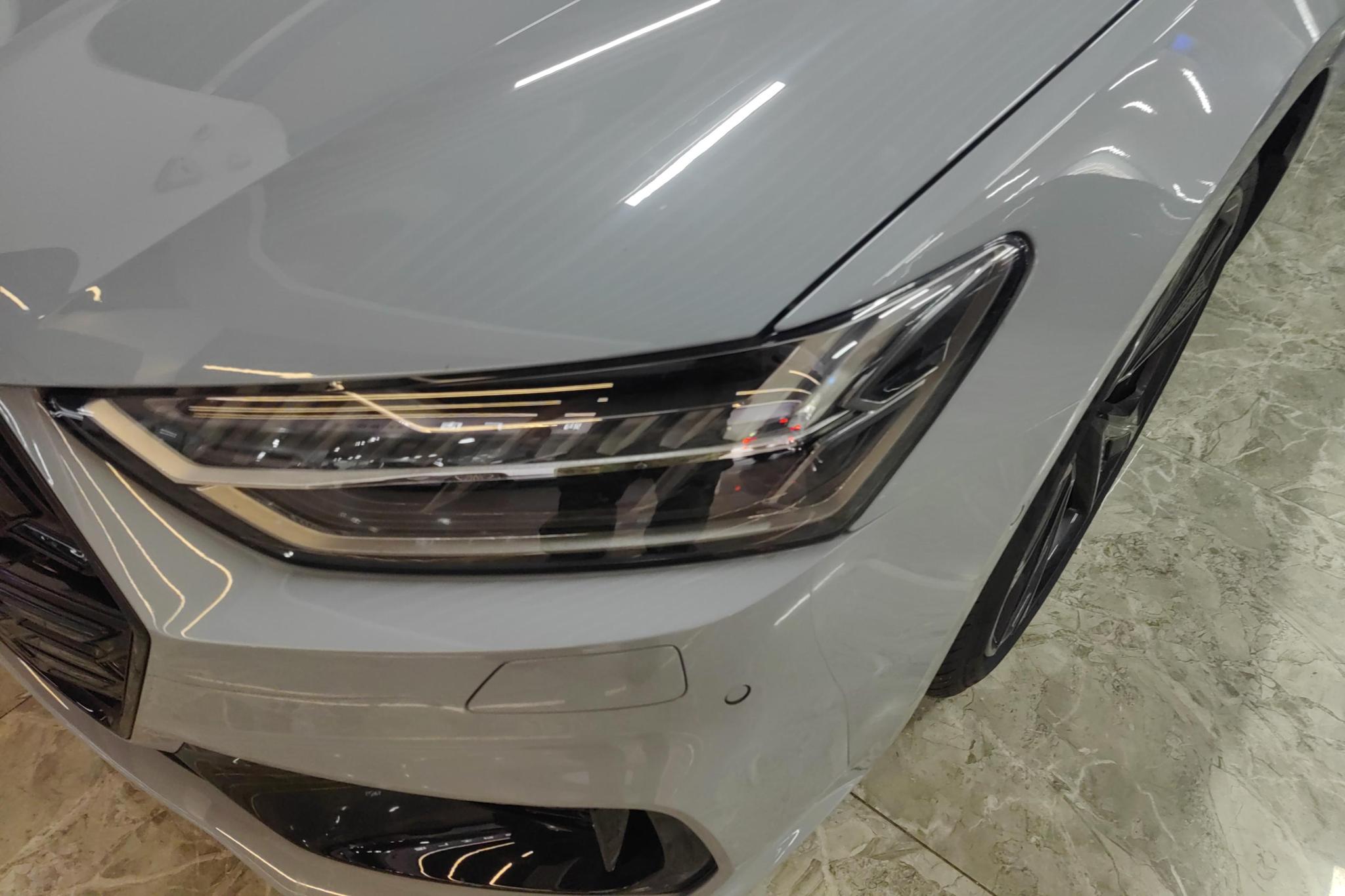 Audi A7L 2024 45 TFSI quattro RS