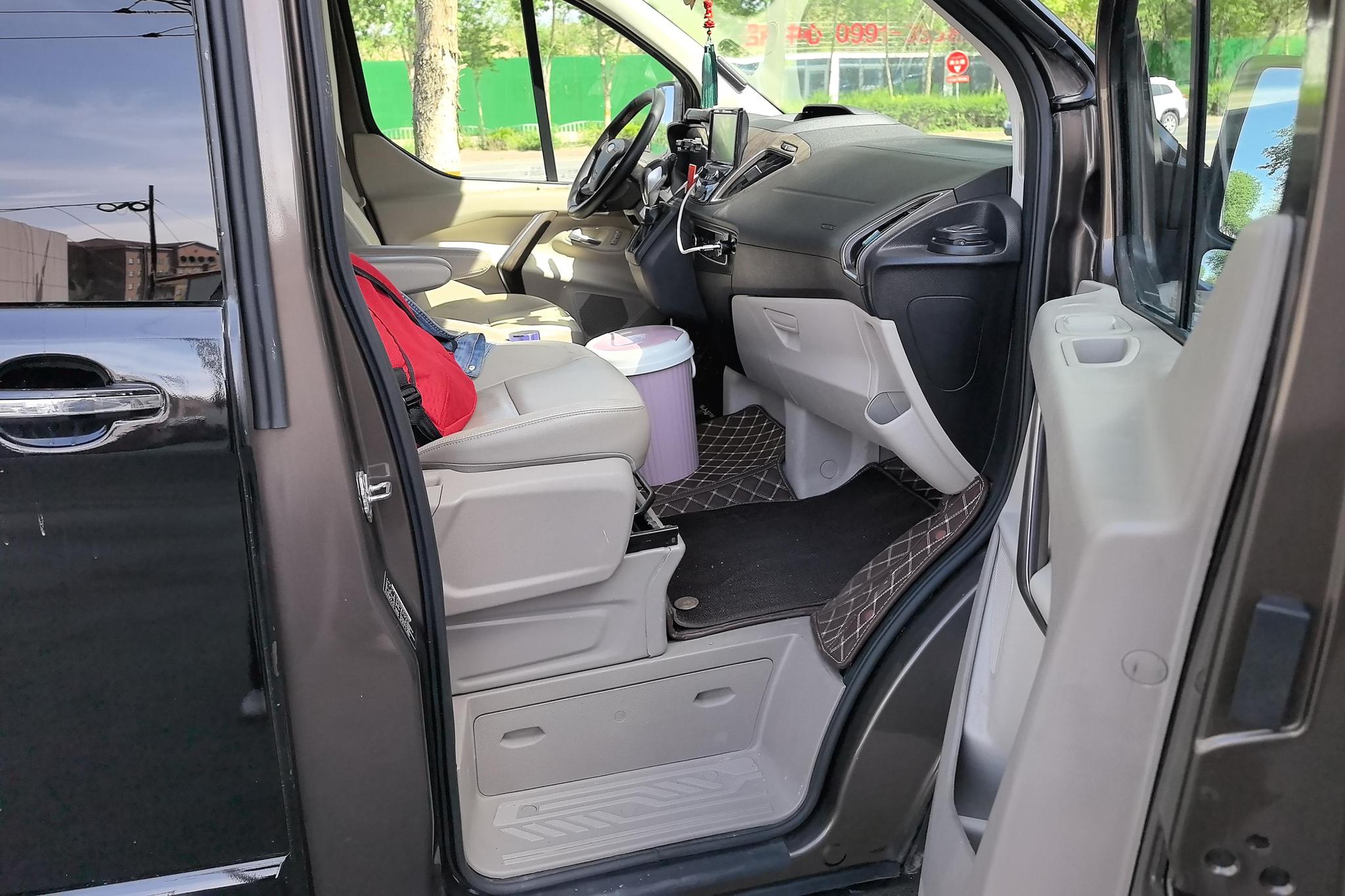 Ford Tourneo 2017 2.0T AT