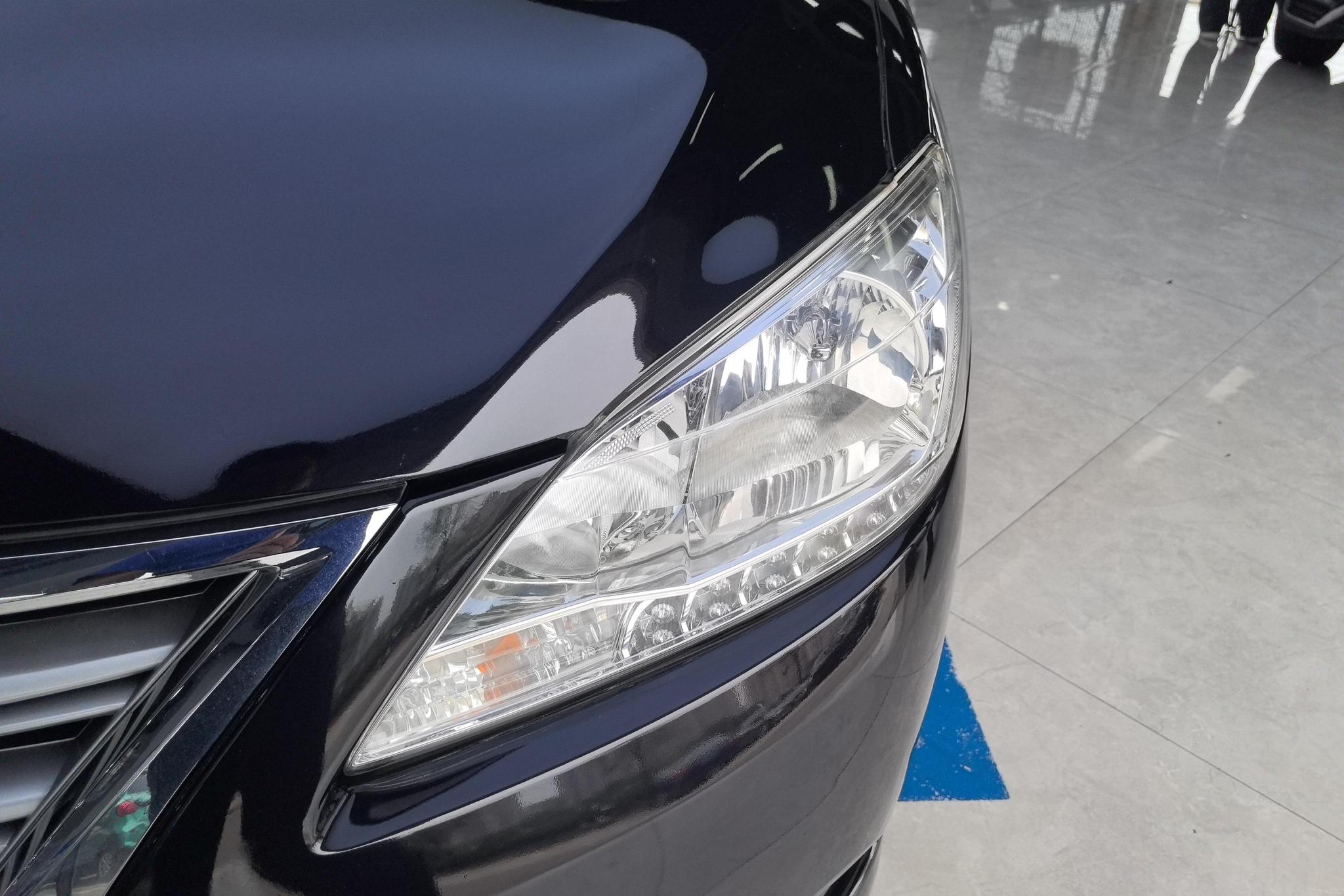 Nissan Sylphy 2014 1.6XV CVT Premium
