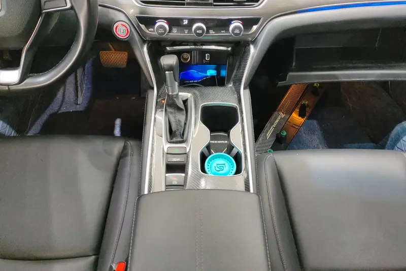 Honda Accord — фото 13