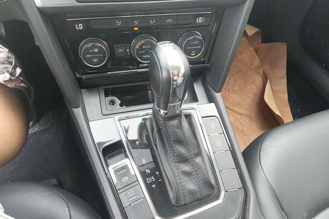 Volkswagen Lamando 2018 280 TSI DSG — фото 15