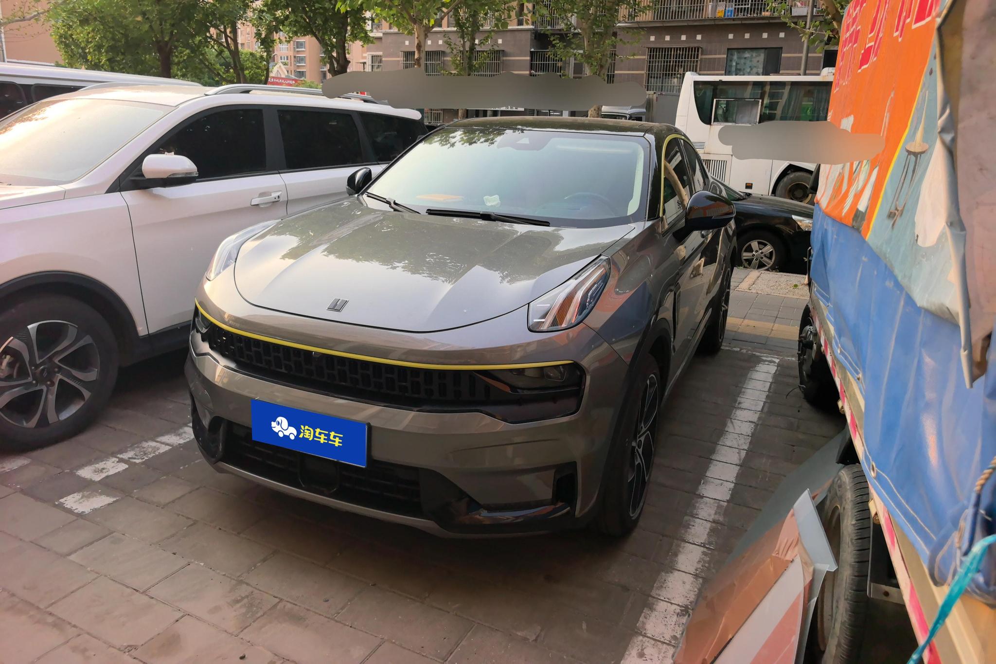 Lynk & Co 05
