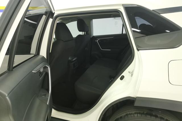 Toyota RAV4 2020 2.0 L CVT 2 WD — фото 15