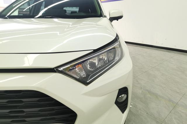 Toyota RAV4 2020 2.0 L CVT 2 WD — фото 4