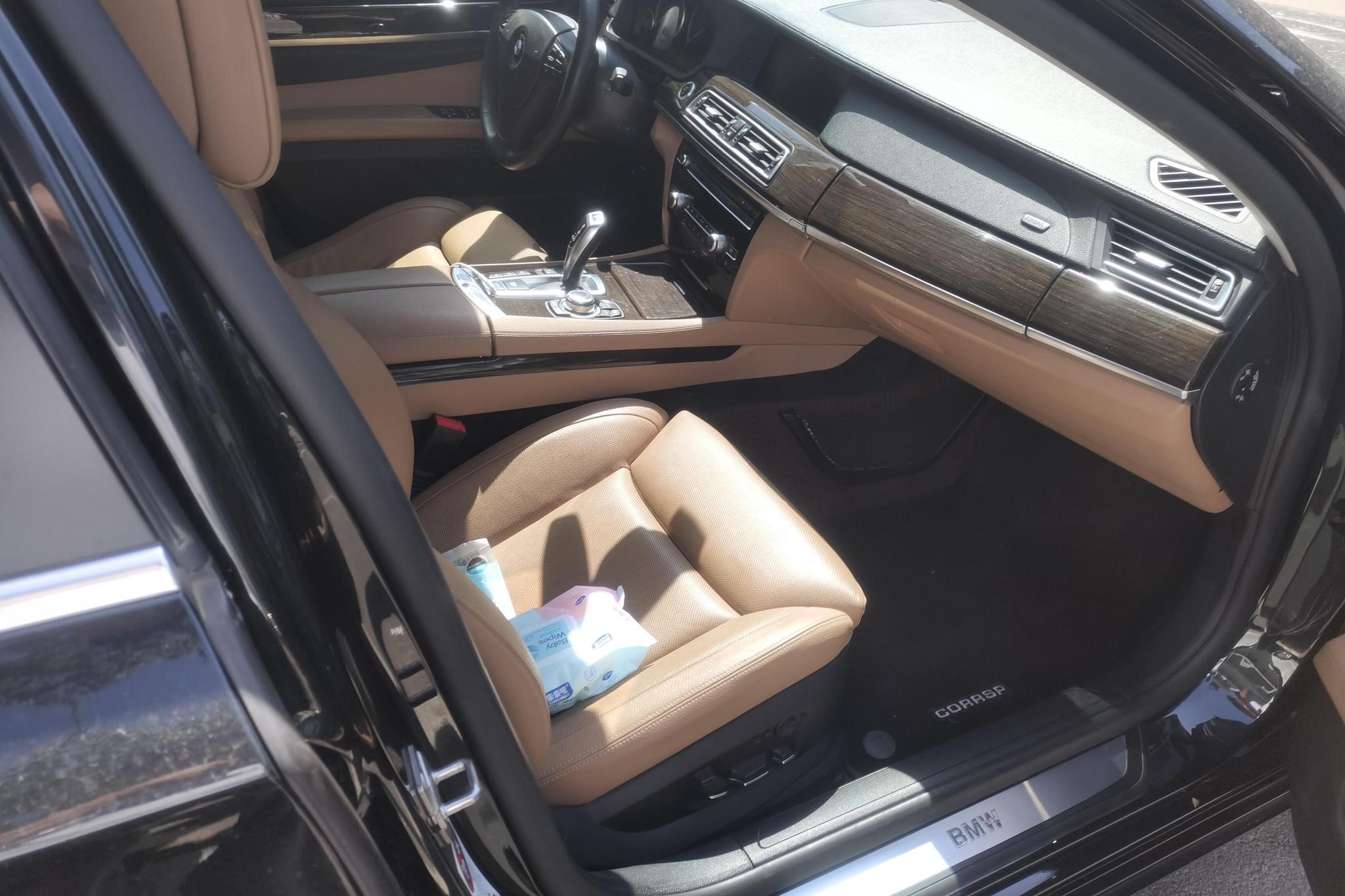 BMW 7 Series 7 2011 750Li xDrive