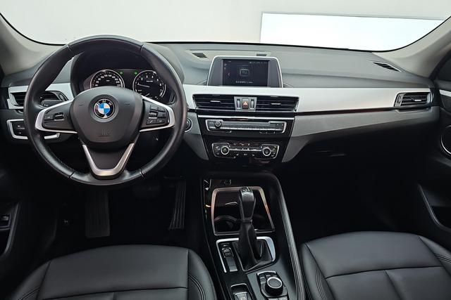 BMW X1 2019 s Drive 20 Li Leading — фото 13