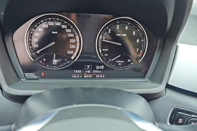 BMW X1 2019 s Drive 20 Li Leading — фото 14