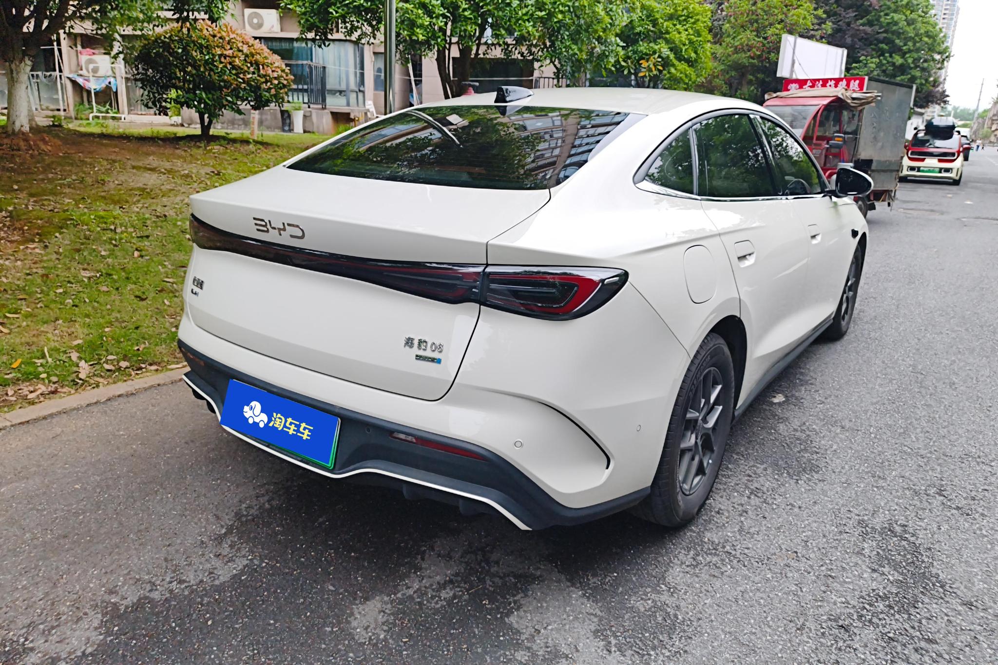 BYD Seal06DM 06DM 2025 Smart Drive DM-i 80KM Luxury