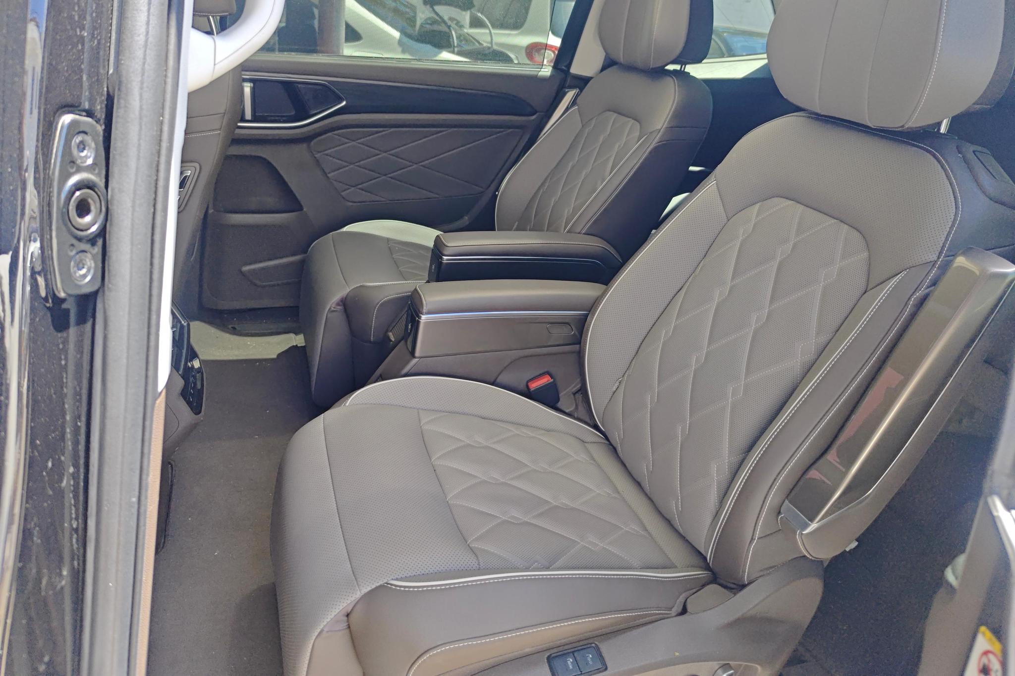Volkswagen Weiran id 4504632 из Китая 8