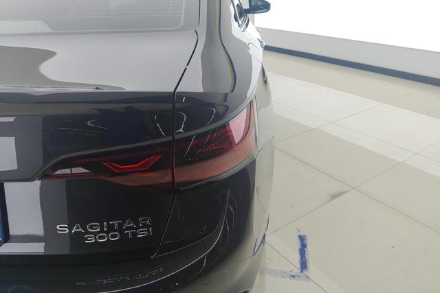 Volkswagen Sagitar 2024 300 TSI DSG — фото 10