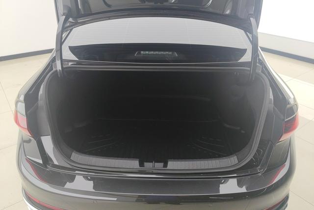 Volkswagen Sagitar 2024 300 TSI DSG — фото 17