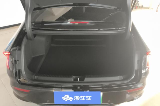 Wuling Starlight — фото 17