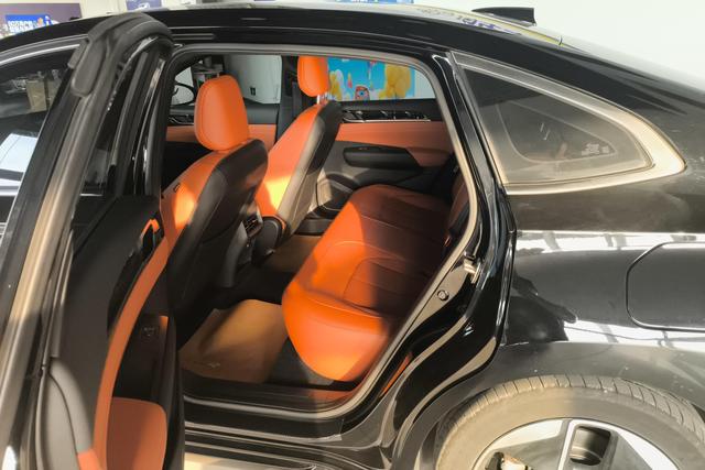 Wuling Starlight — фото 15