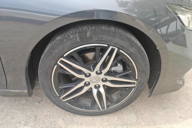 Honda Accord id 4297737 из Китая 17