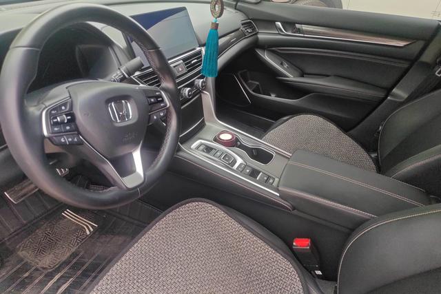 Honda Accord 2022 Темно-серый из Китая, фото 5