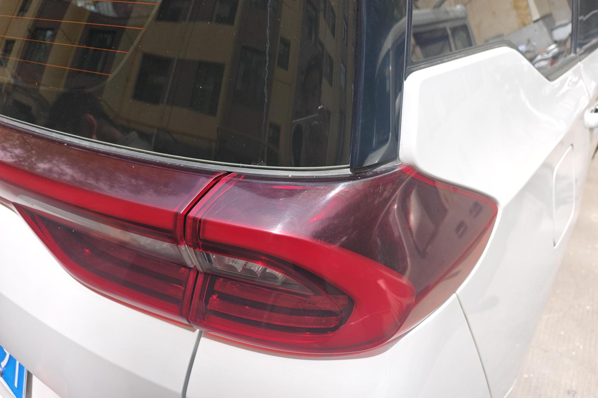 GAC M6 2019 270T AT Luxury 7 мест V