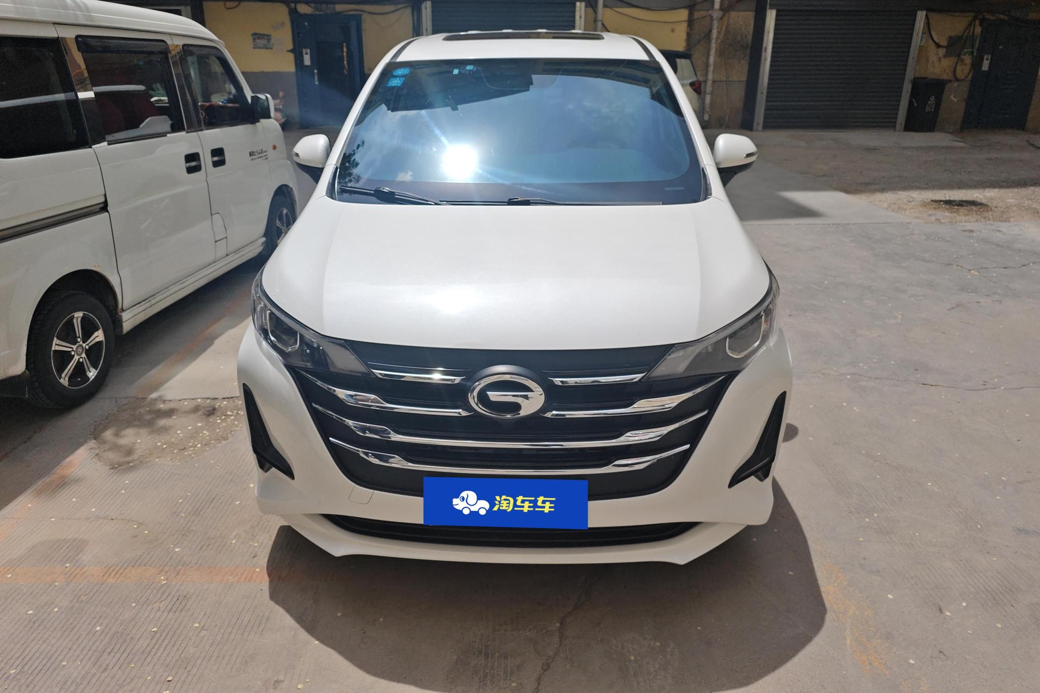 GAC M6 2019 270T AT Luxury 7 мест V
