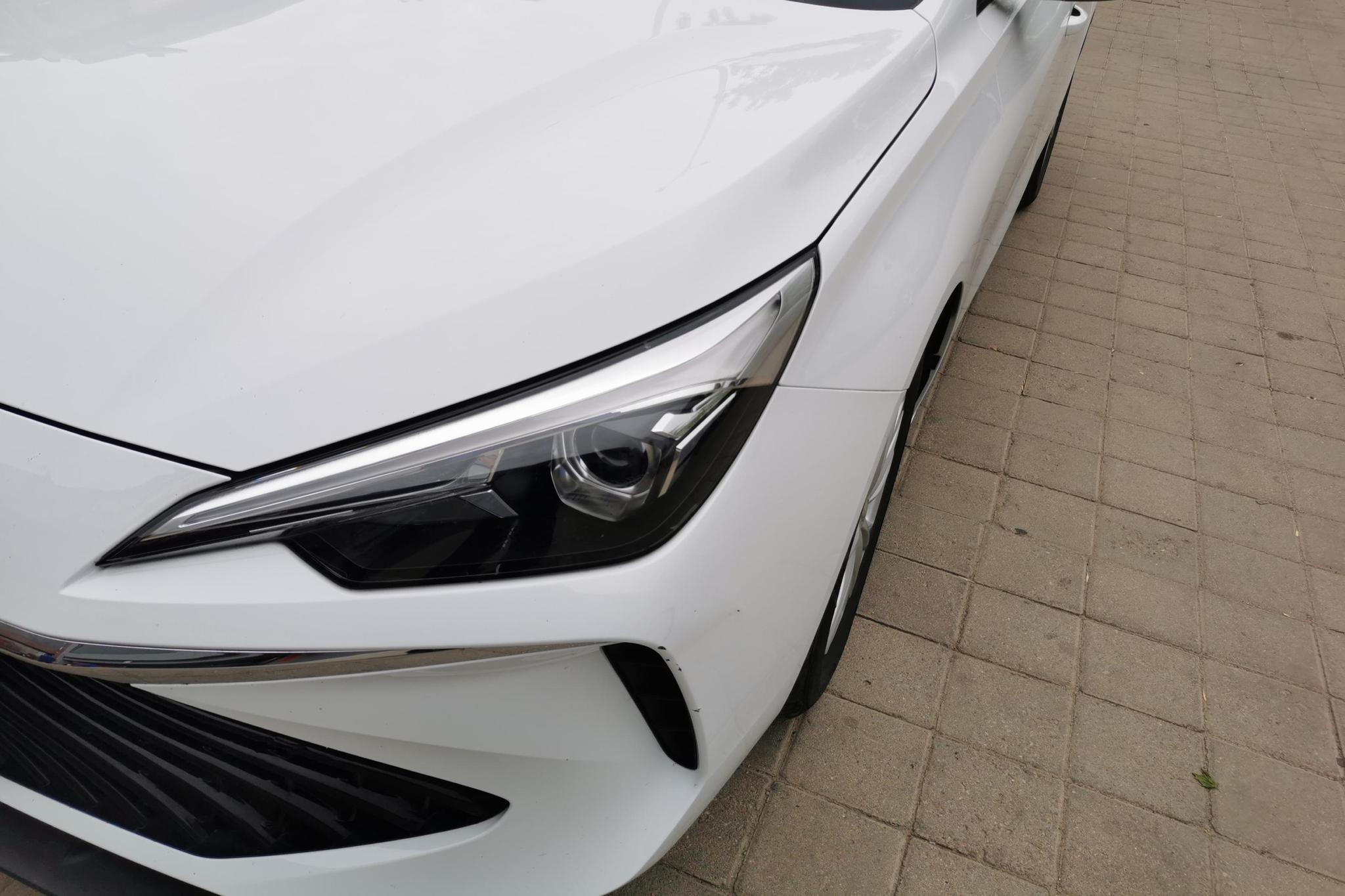 Roewe i5 2023 1.5L MT
