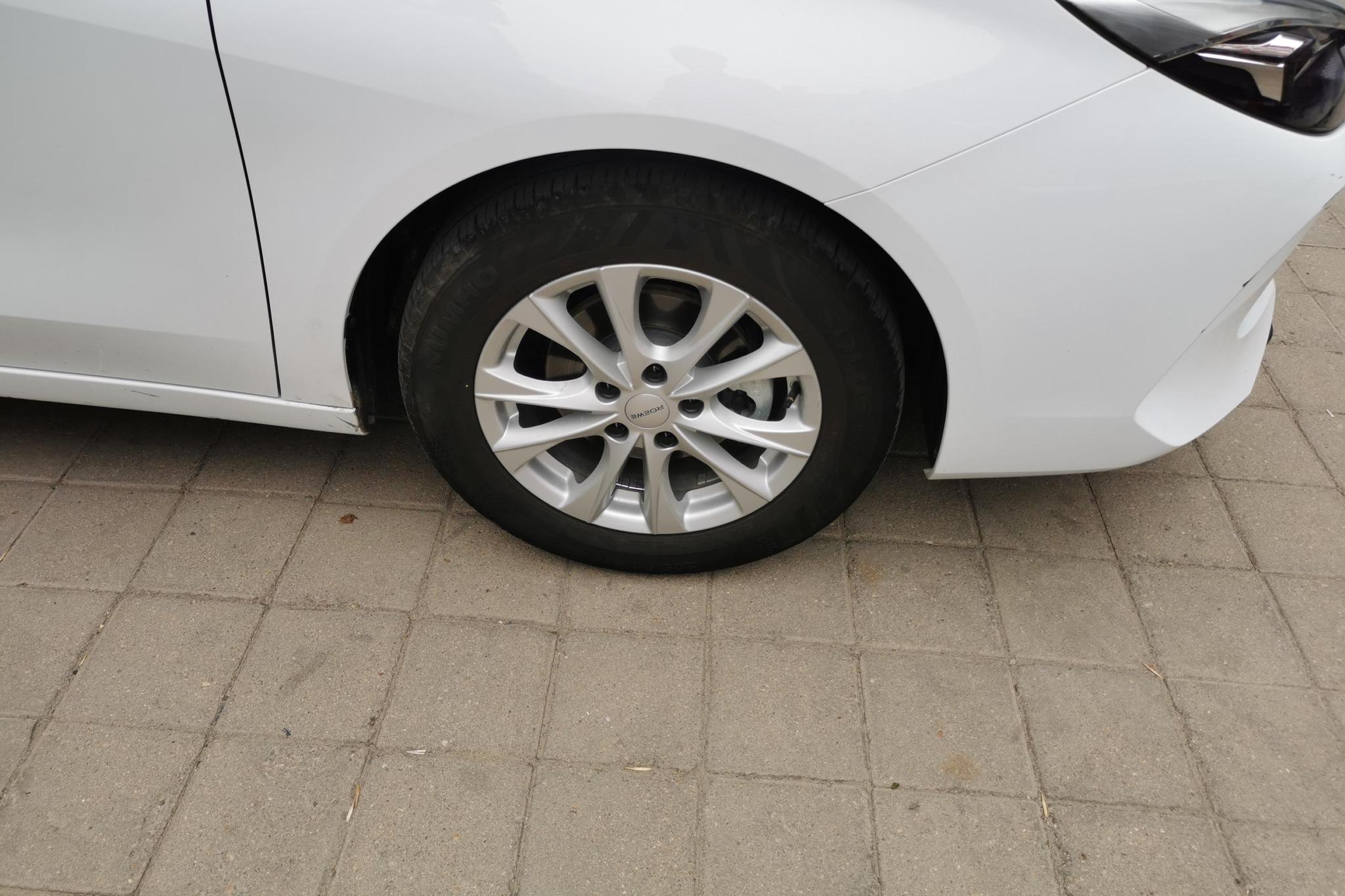 Roewe i5 2023 1.5L MT
