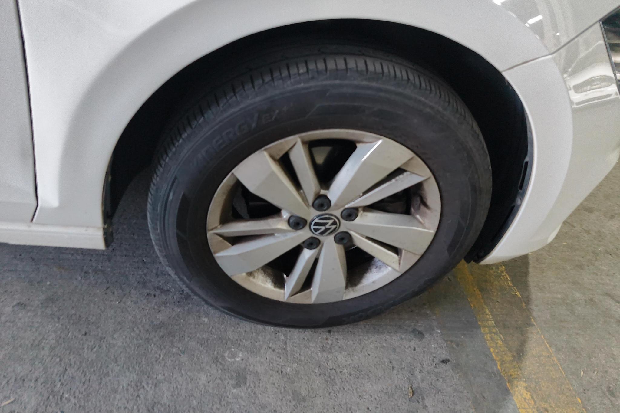 Volkswagen Polo 2023 Plus 1.5L AT