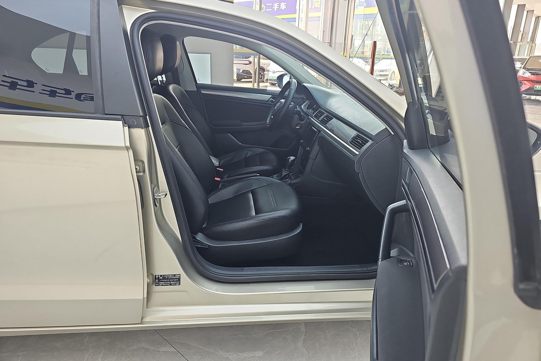 Volkswagen Bora 2018 1.5L AT Fashion