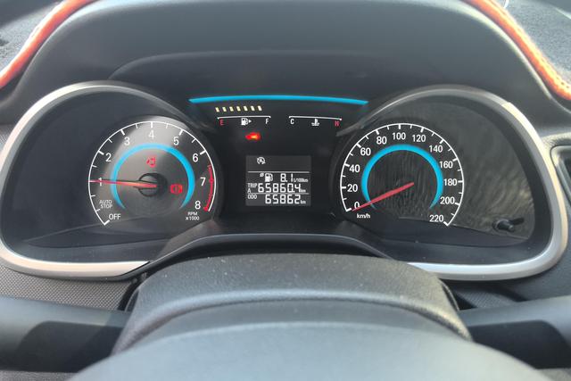 Chevrolet Cavalier 2019 320 MT — фото 14