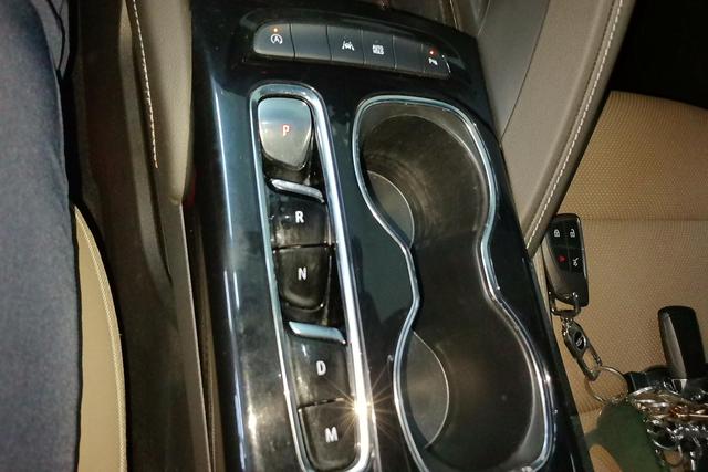 Buick Envision 2022 Plus 652 T Luxury — фото 15