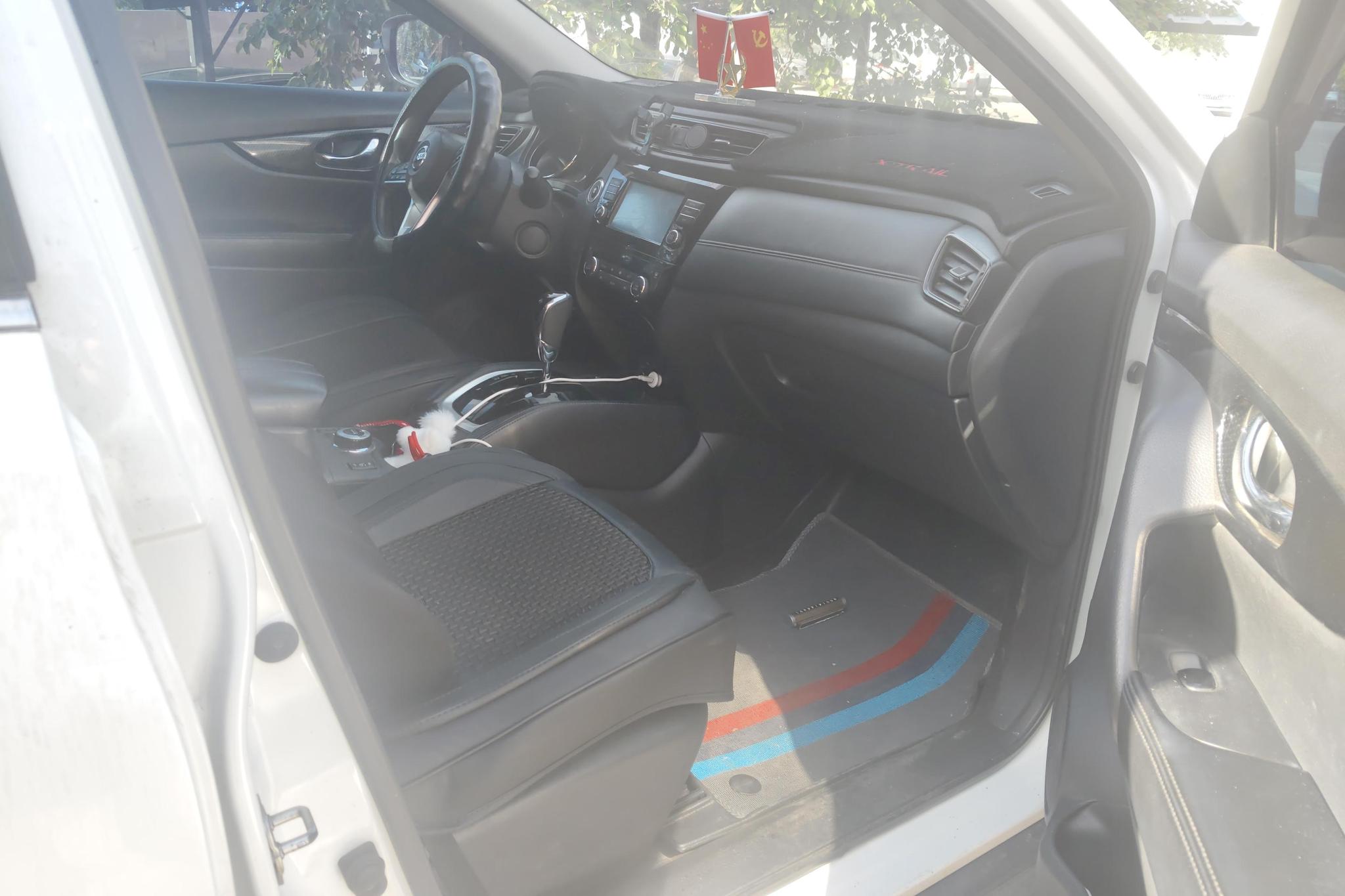 Nissan X-Trail 2017 2.5L CVT Lead 4WD