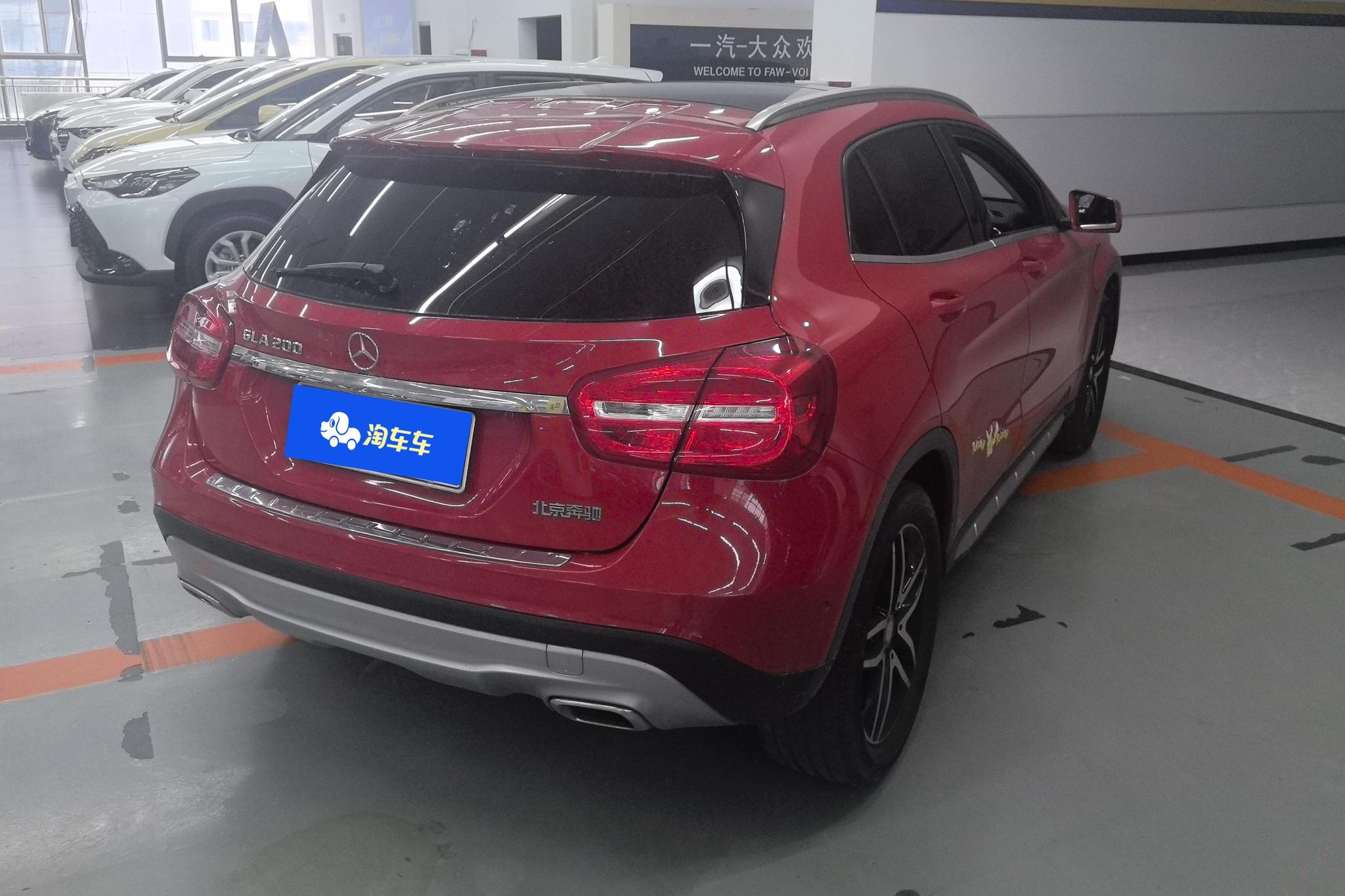Mercedes-Benz GLA 2016 GLA 200 Fashion