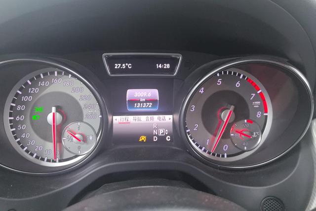 Mercedes-Benz GLA 2016 GLA 200 — фото 14
