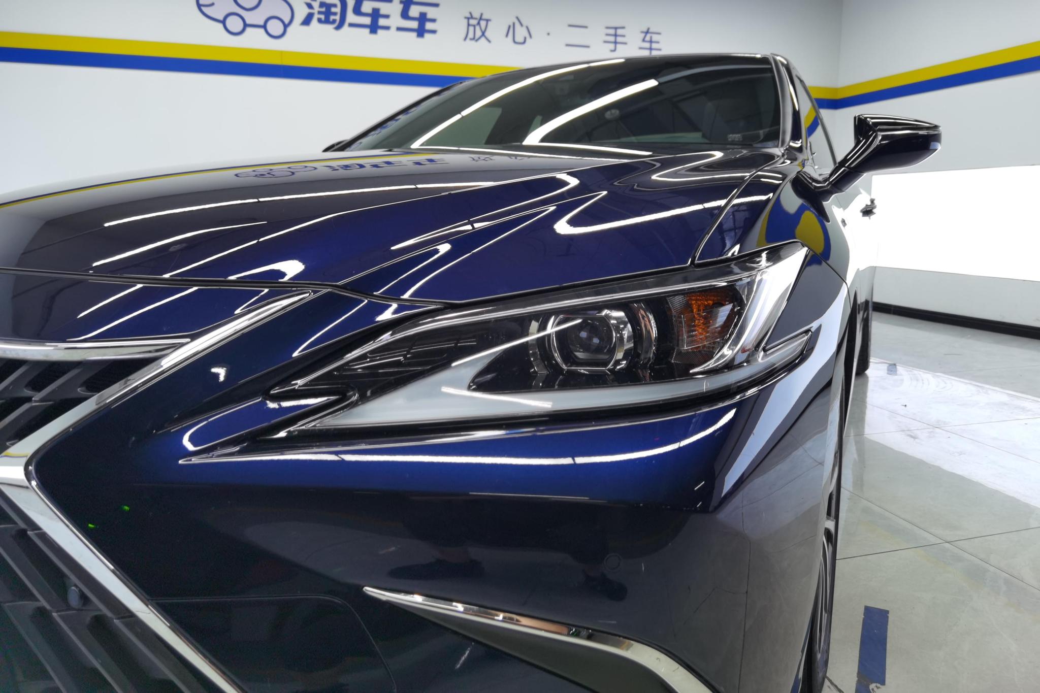 Lexus ES 2022 200